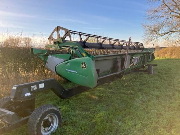 JOHN DEERE S685 TM - Image 24
