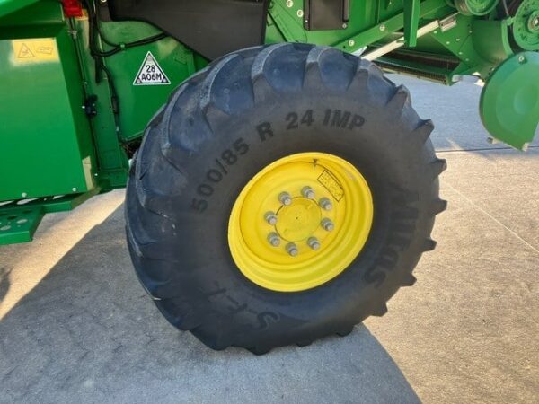 John Deere S690 TM - Image 23