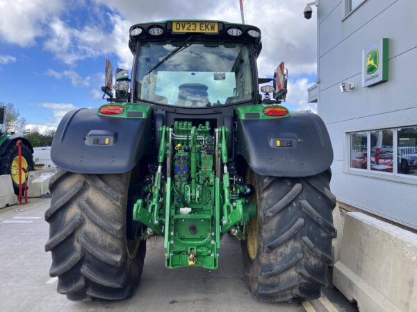 John Deere 6R 215 - Image 4