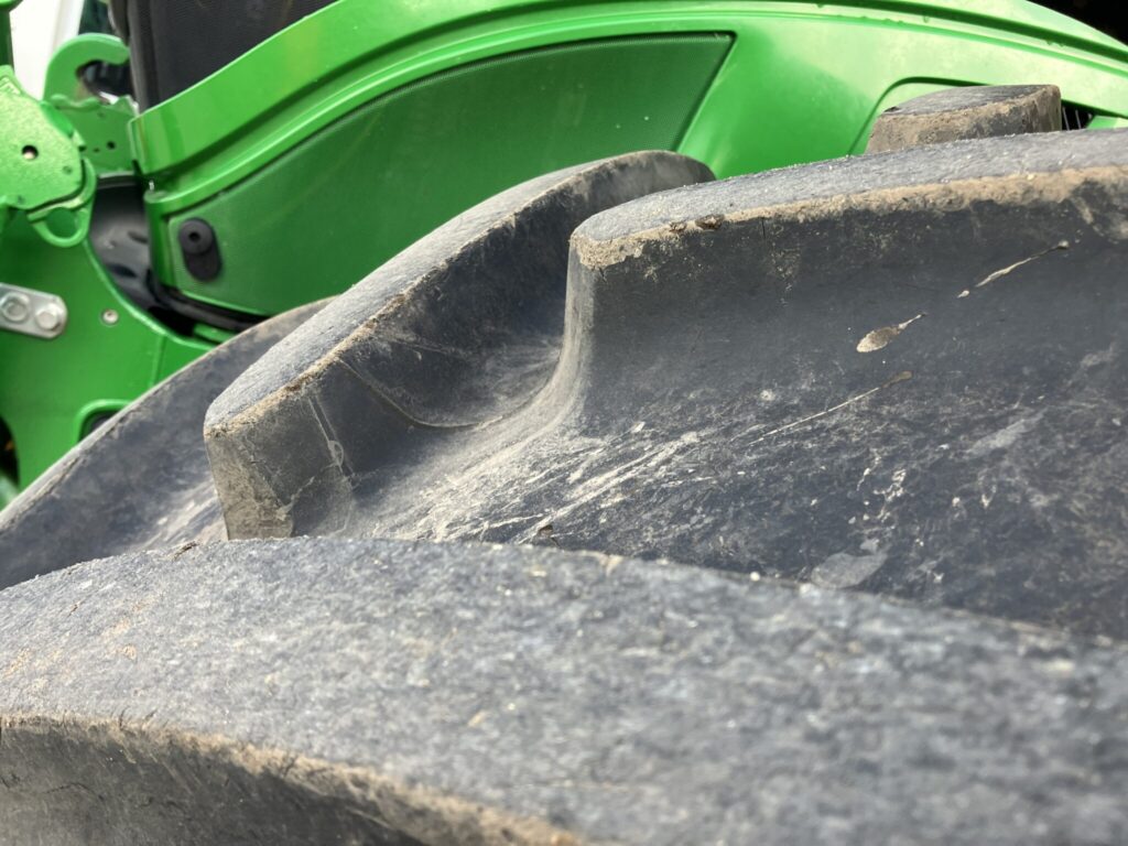 John Deere 6R 215 - Image 11