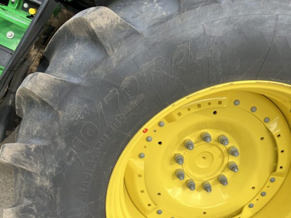 John Deere 6R 215 - Image 13