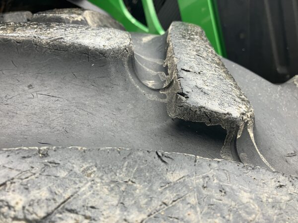 John Deere 6120M - Image 8
