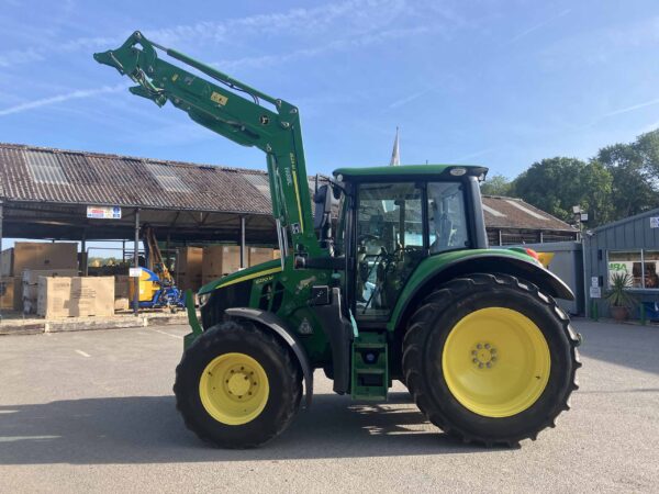 John Deere 6120M - Image 2