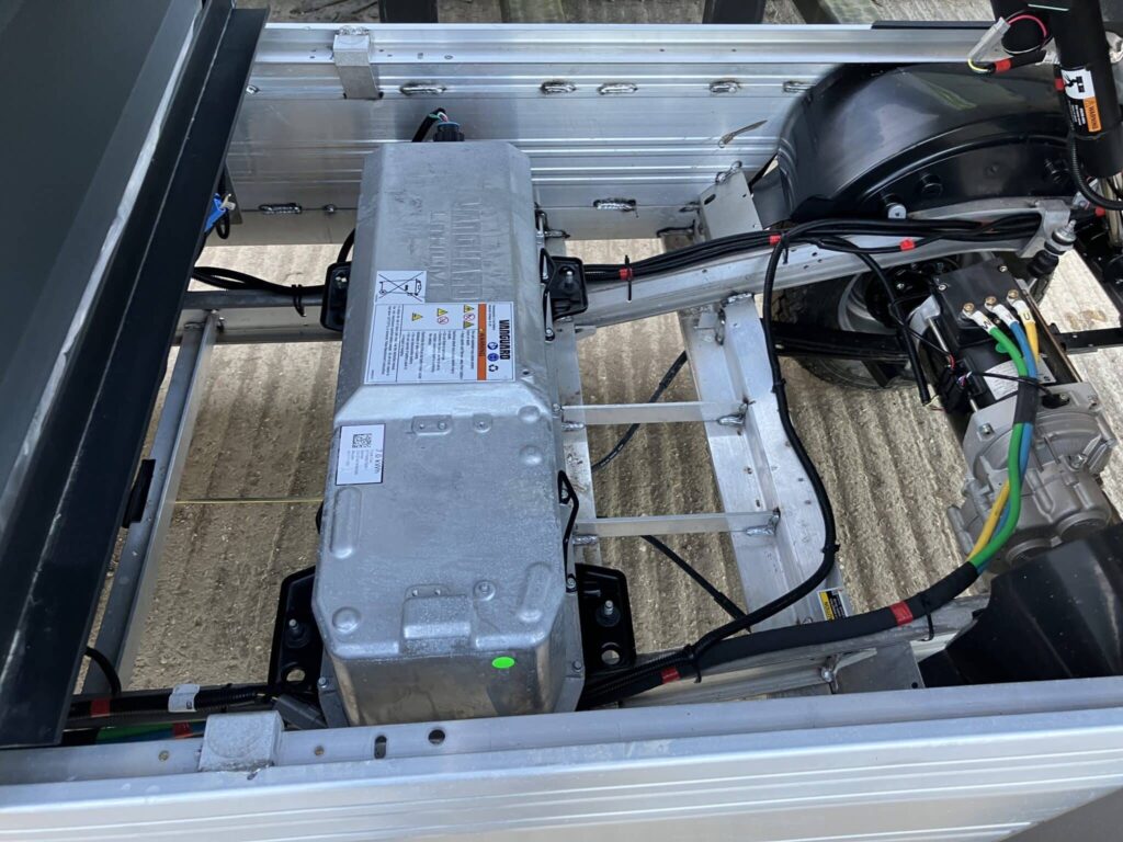 Club Car Carryall 700 w/ Li-Ion Battery - Image 8