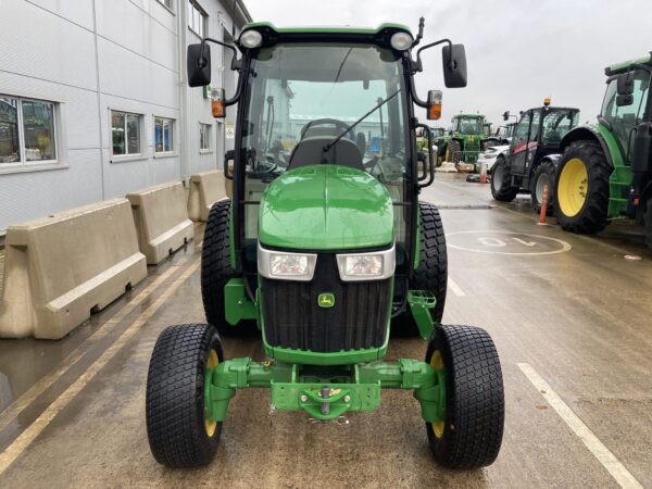 John Deere 4066R compact tractor - Image 8