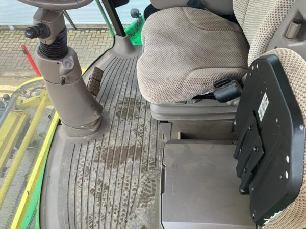 John Deere 8600i - Image 17