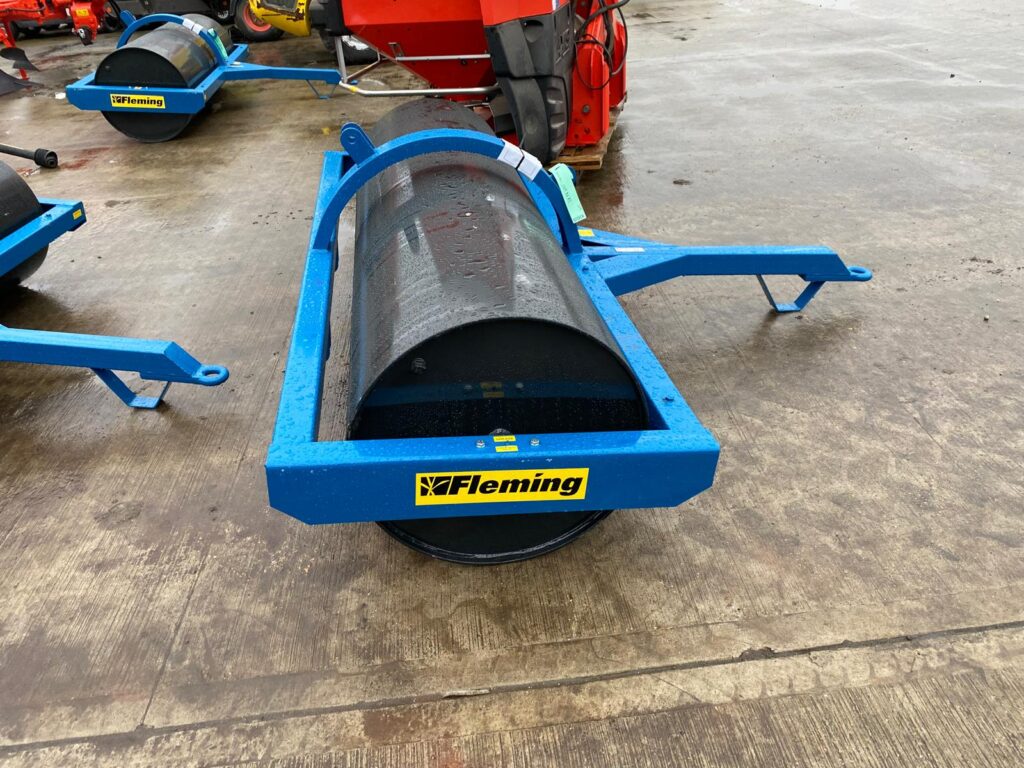 Fleming 83010 8 Foot Roller - Image 4