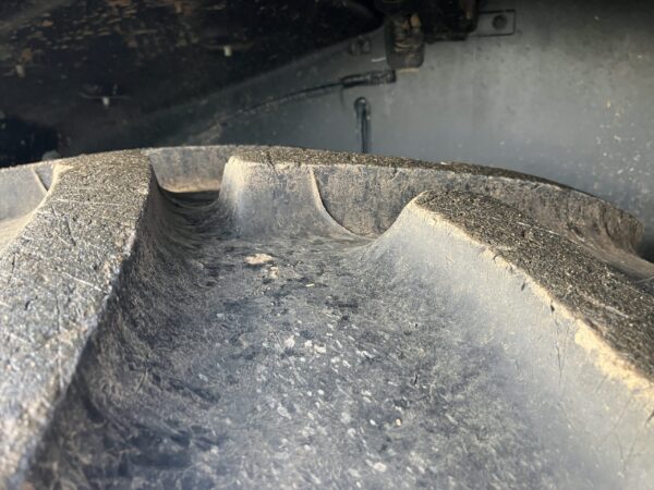 John Deere 6120M + 623M loader - Image 7