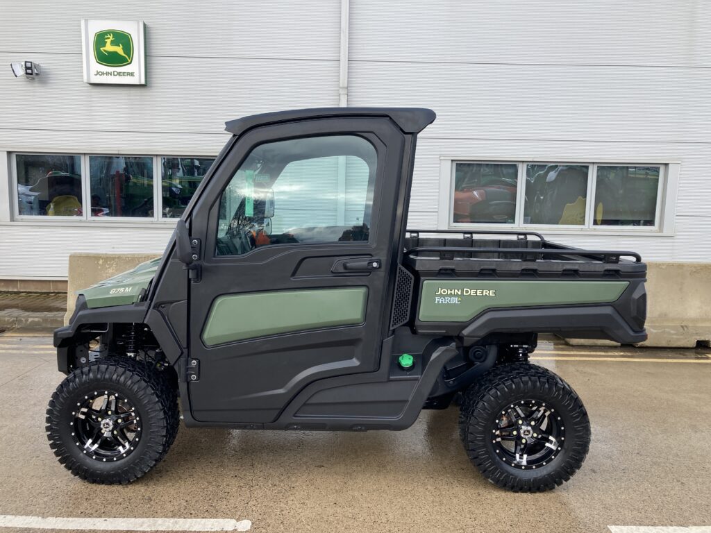 John Deere XUV875M Gator - Image 2