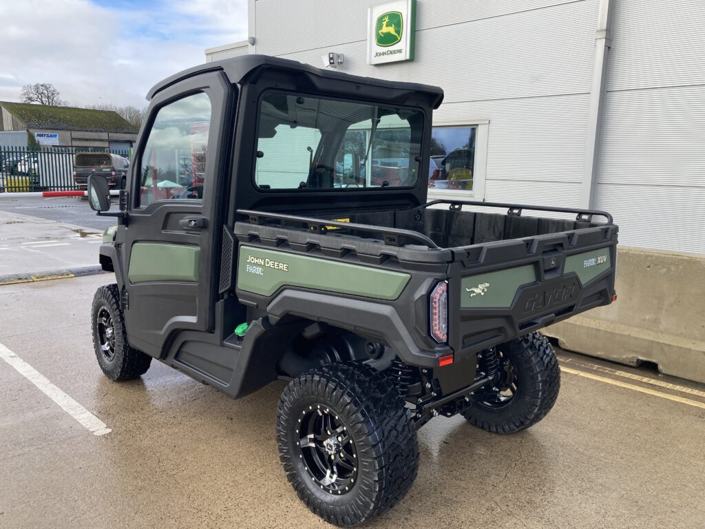 John Deere XUV875M Gator - Image 3
