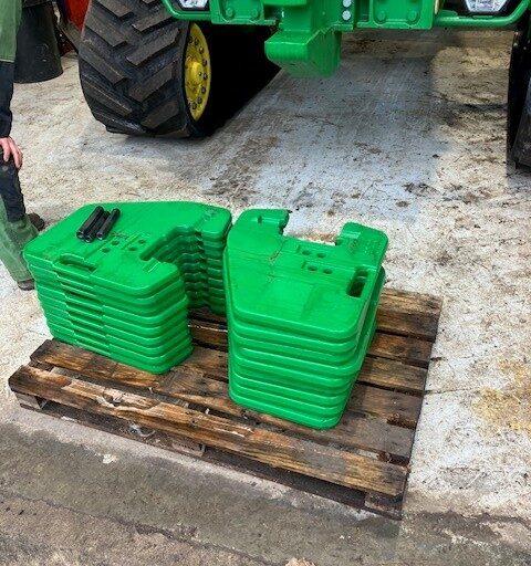 John Deere 8RX Starter and Suitcase Weights