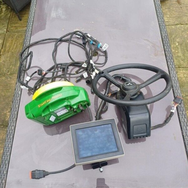 John Deere SF7000, 4240 screen + ATU300 wheel - Image 2