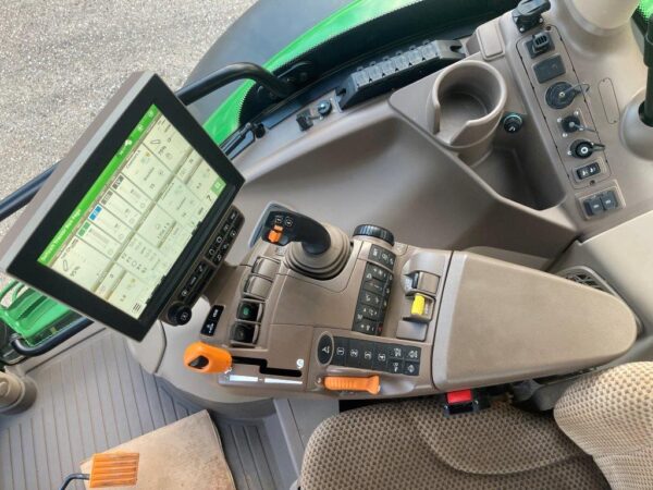 John Deere 6R 215 - Image 13