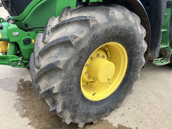 John Deere 6R 215 - Image 9