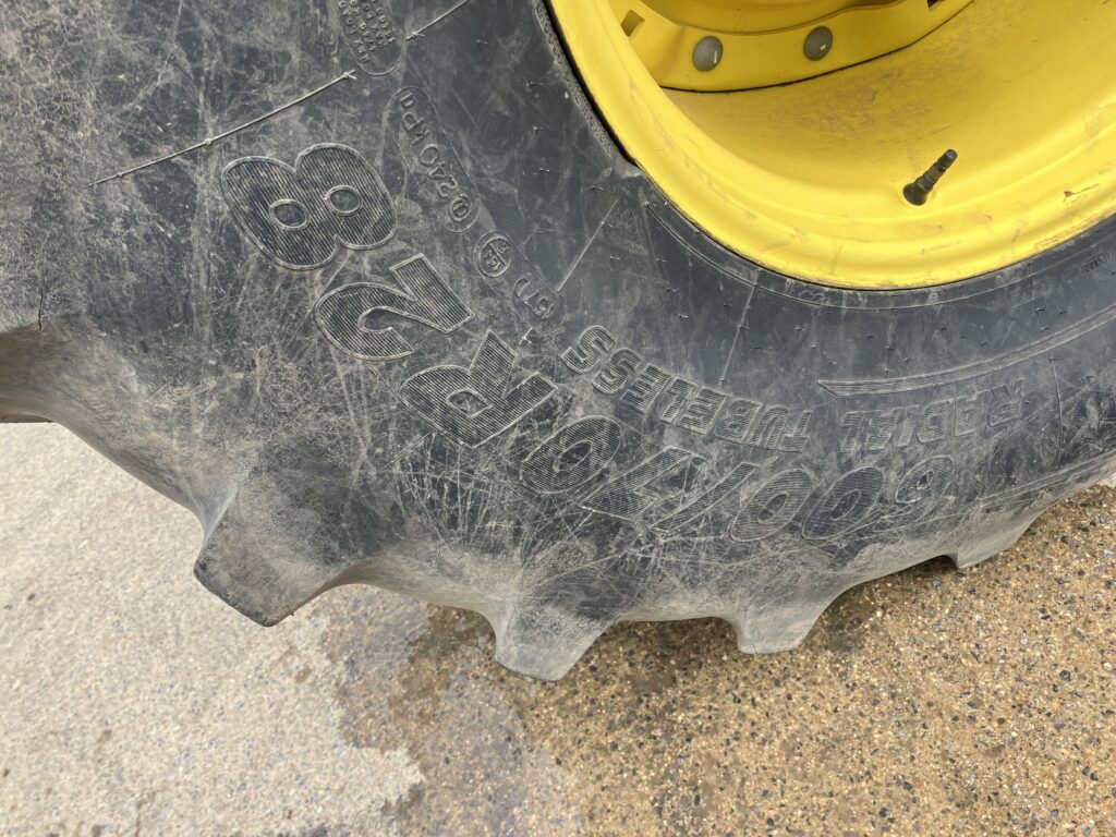 John Deere 6R 215 - Image 10