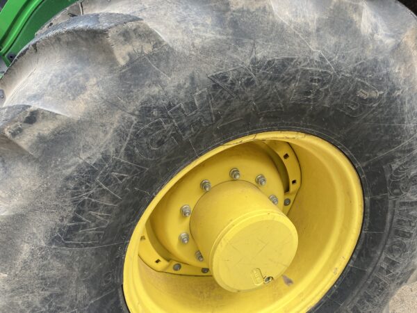 John Deere 6R 215 - Image 11