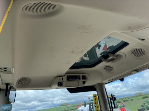 John Deere 6R 215 - Image 15