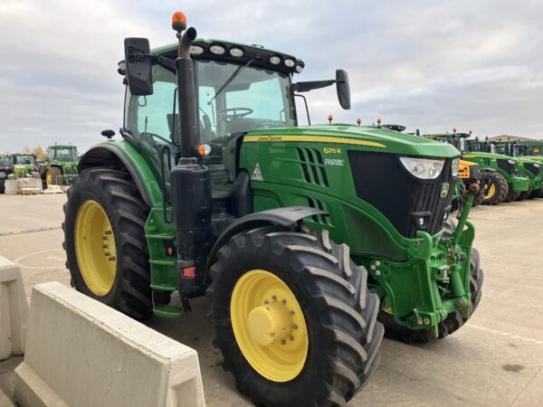 John Deere 6215R - Image 6