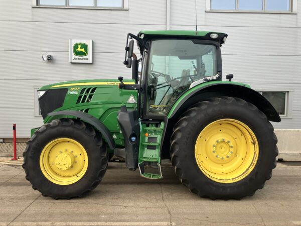 John Deere 6175R - Image 2
