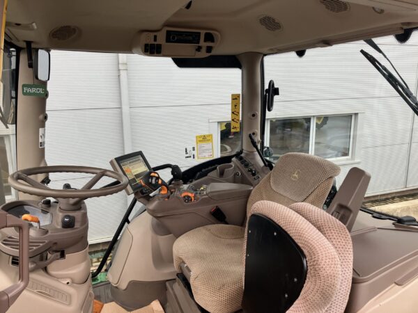 John Deere 6215R - Image 10