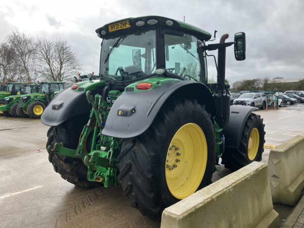 John Deere 6215R - Image 5