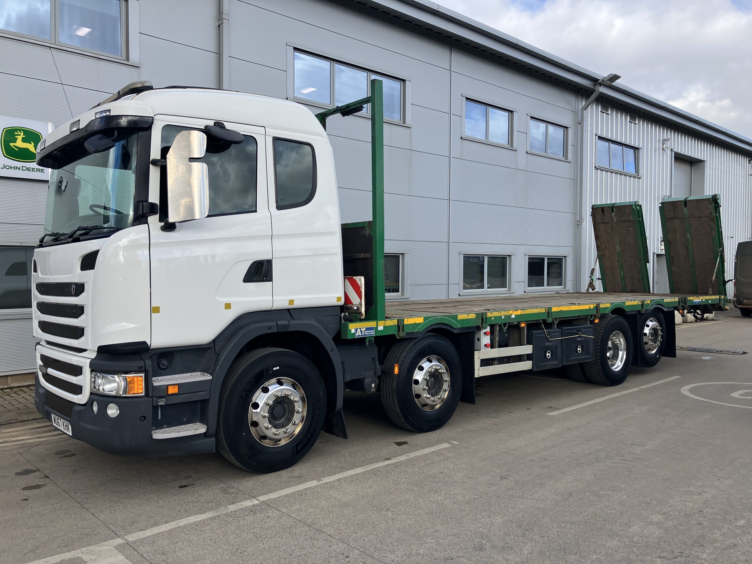 SCANIA G450 8×2 Andover Beavertail Plant truck