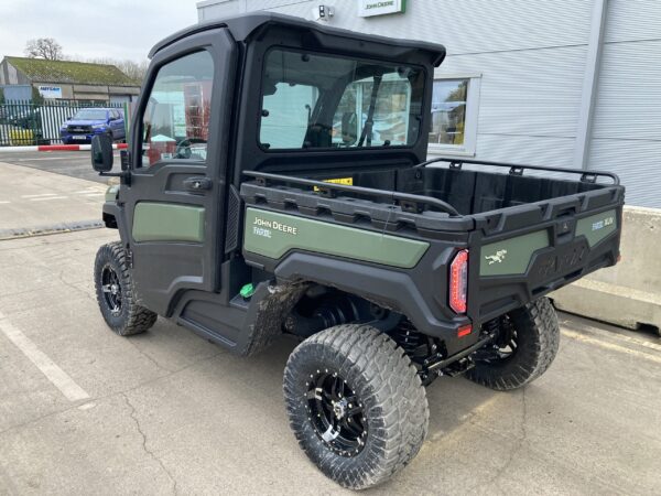 John Deere XUV875M Gator - Image 3