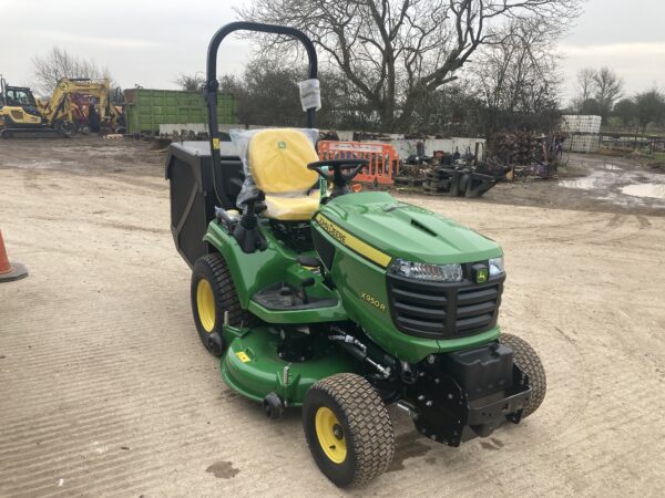 John Deere X950R ride on mower - Image 6