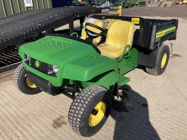 John Deere TE electric Gator