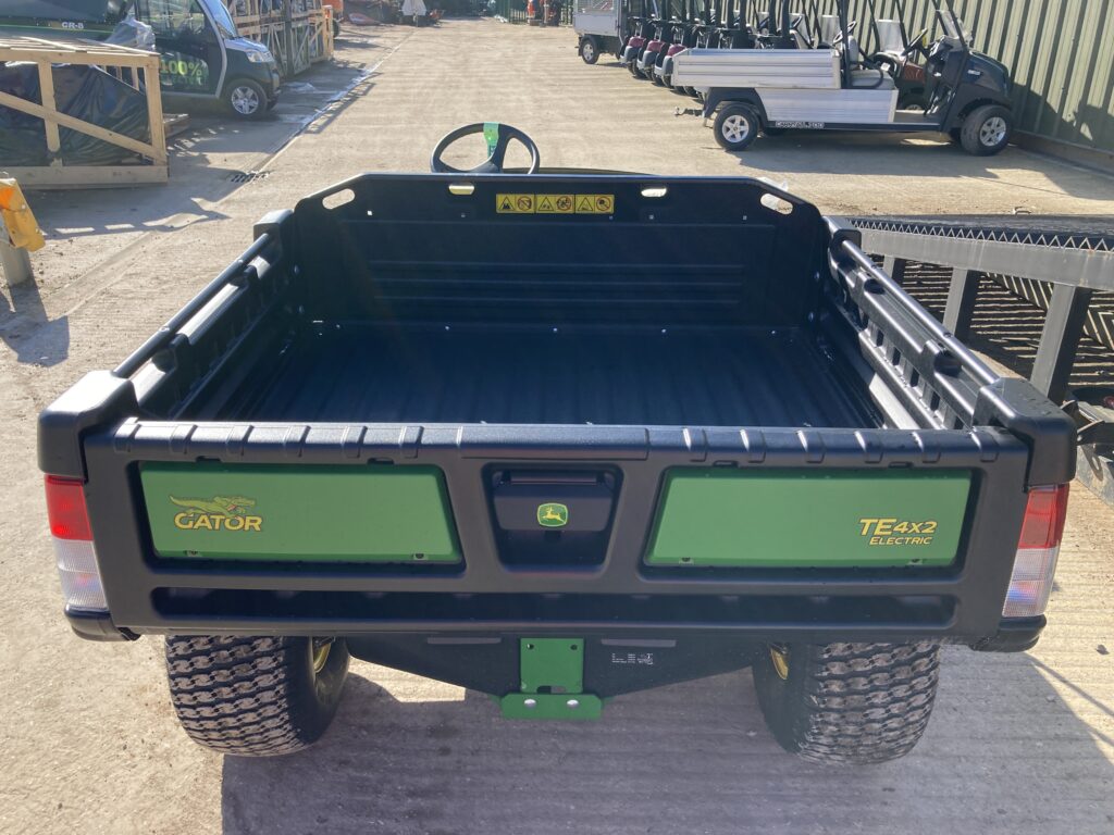 John Deere TE electric Gator - Image 5