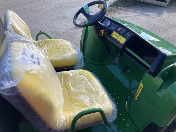 John Deere TE electric Gator - Image 12