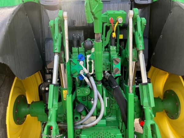 John Deere 6120M - Image 8