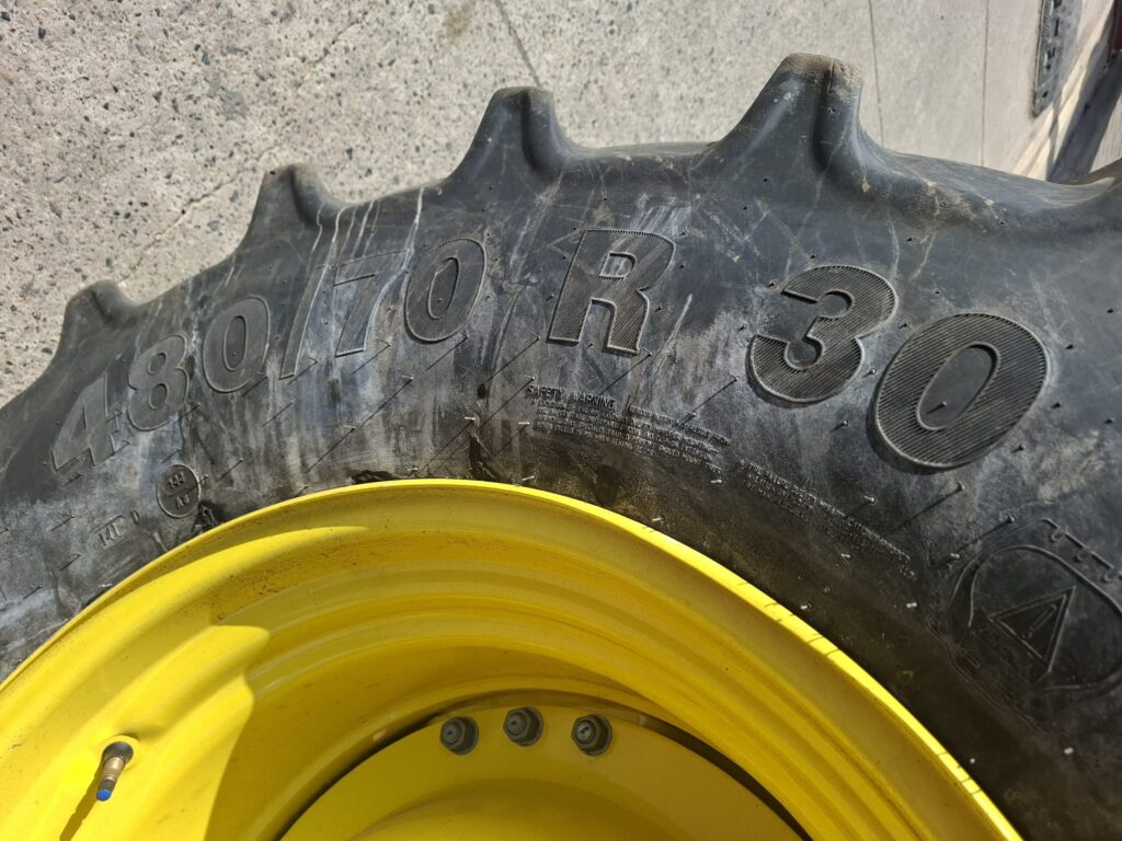 John Deere 6R 215 - Image 10