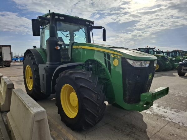 John Deere 8270R - Image 6