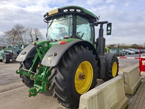 John Deere 8270R - Image 5