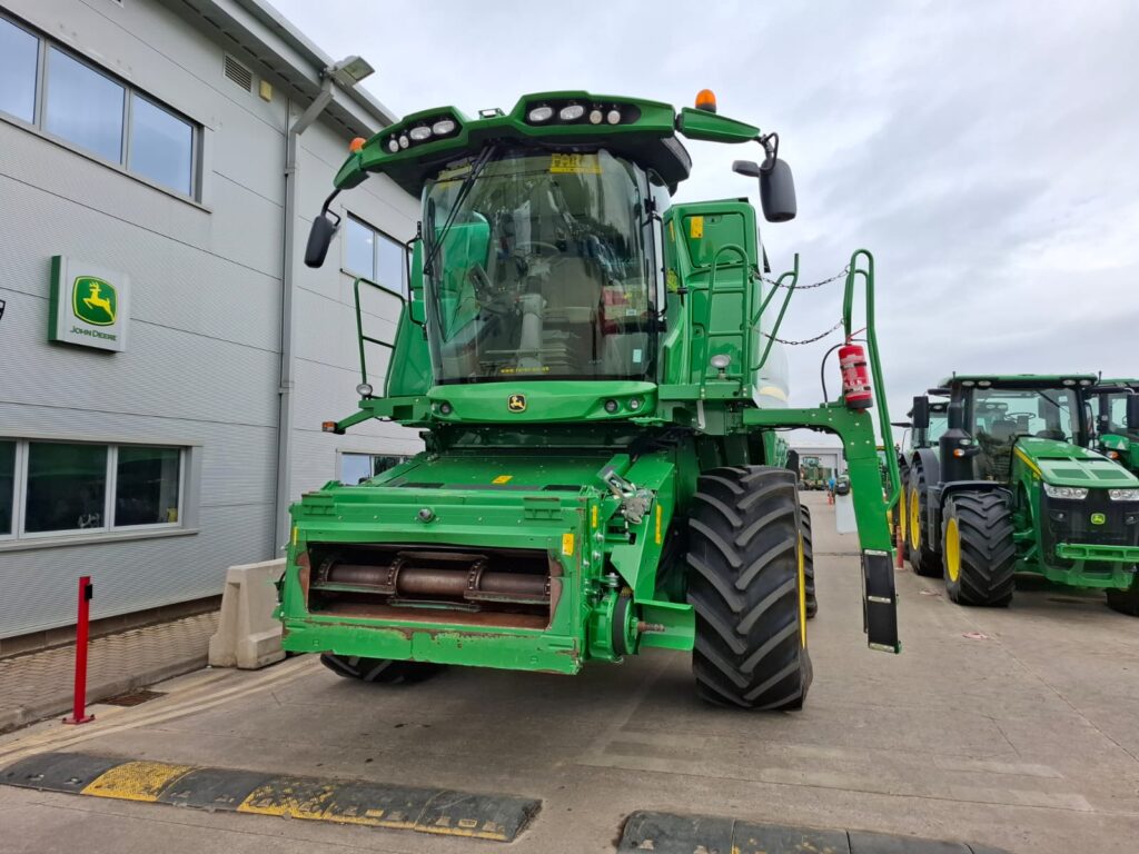 John Deere T670 - Image 11