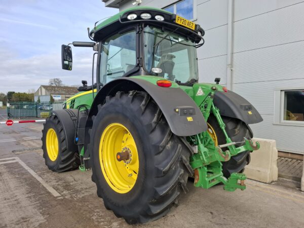 John Deere 8270R - Image 3