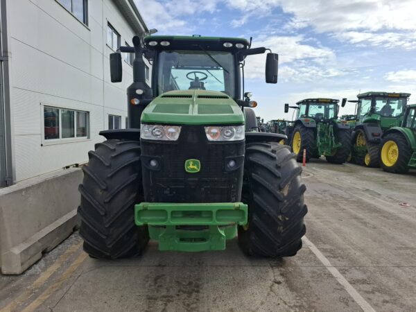 John Deere 8270R - Image 7