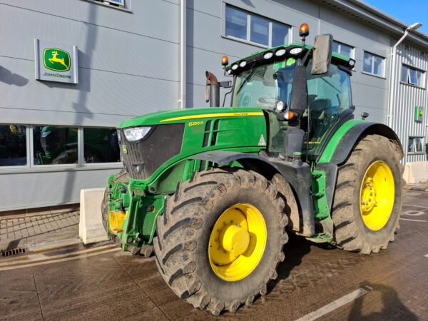 John Deere 6250R