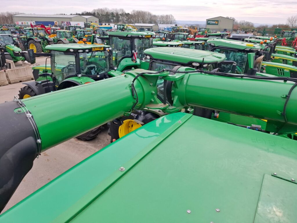 John Deere T670 - Image 18