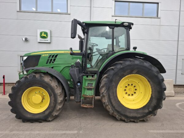 John Deere 6215R - Image 2