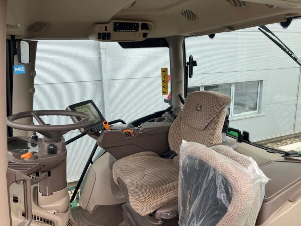 John Deere 6215R - Image 15