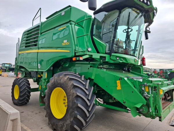 John Deere T670 - Image 5
