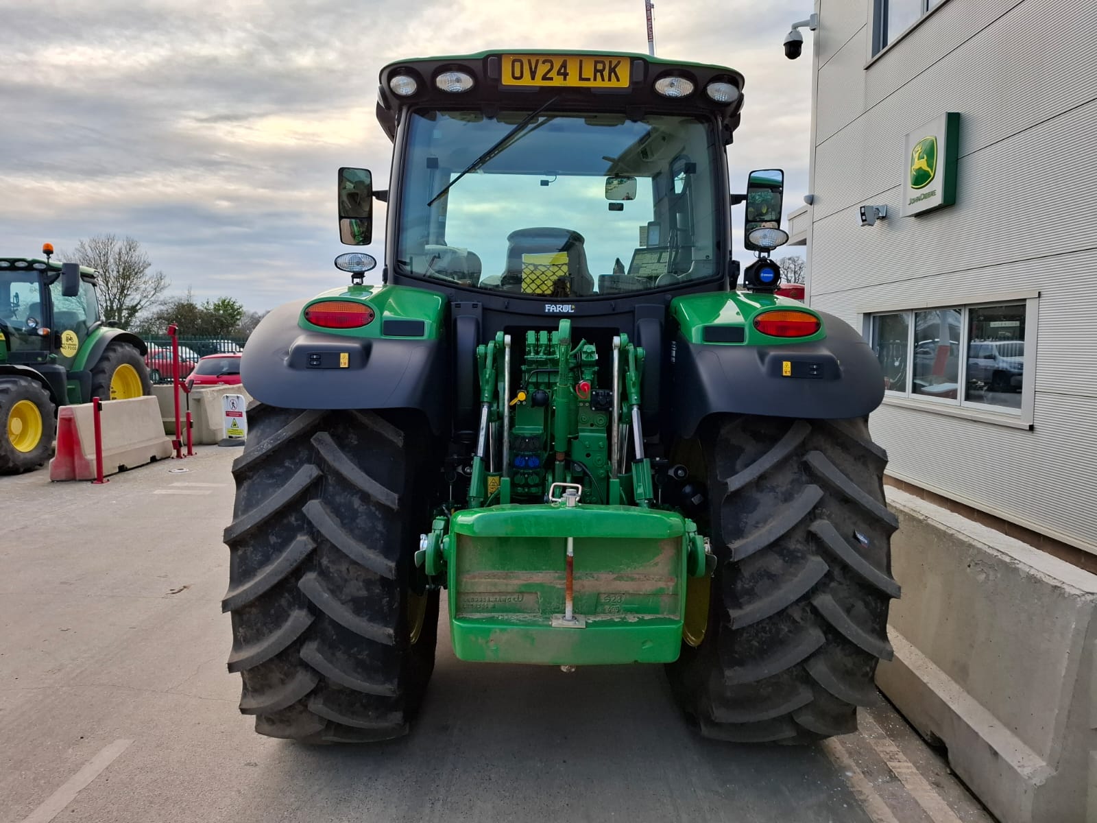 John Deere 6R 150