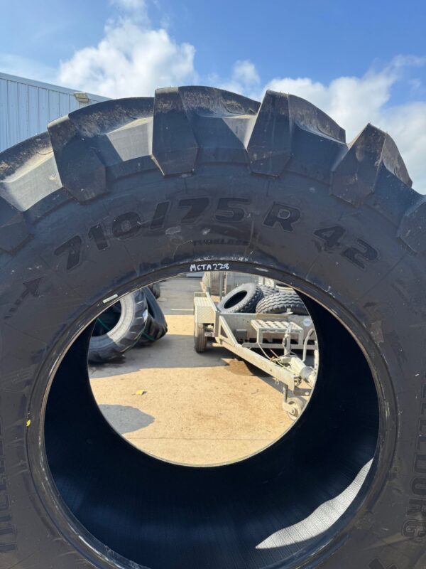 710/75X42 Trelleborg TM900 High Power - Image 3