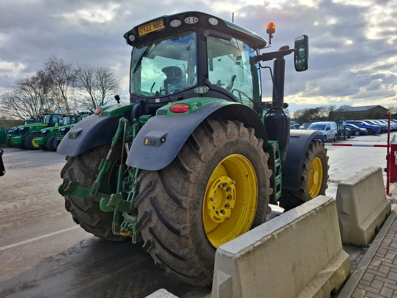 John Deere 6250R