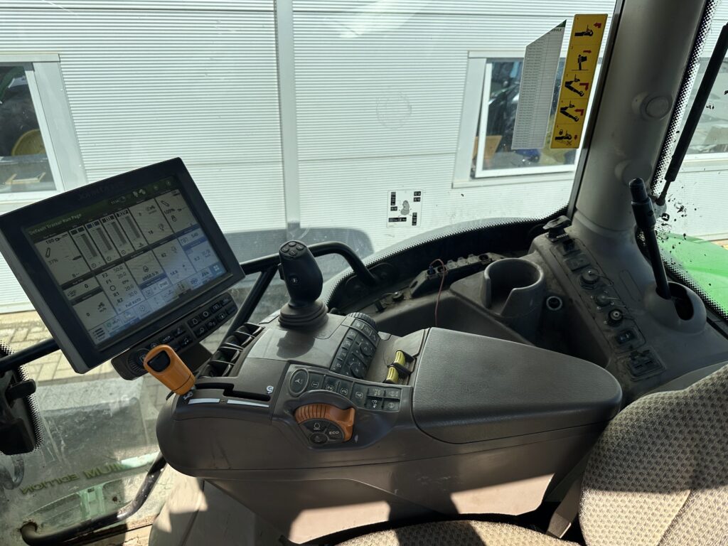 John Deere 6155R - Image 7