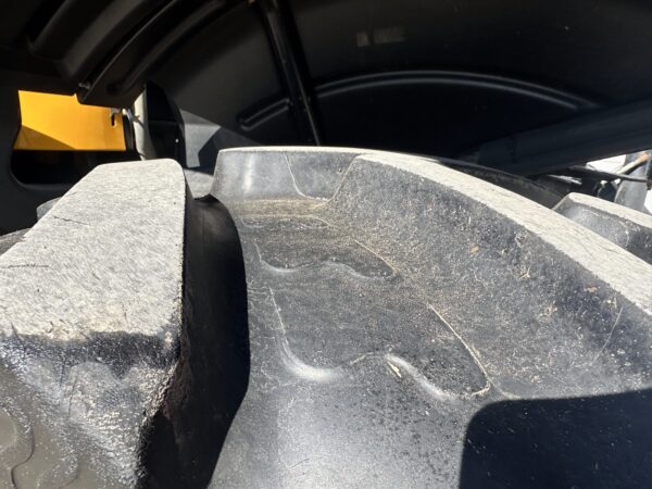 JCB Fastrac 4220 - Image 14