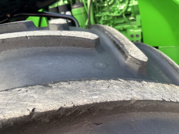 John Deere 8270R - Image 7