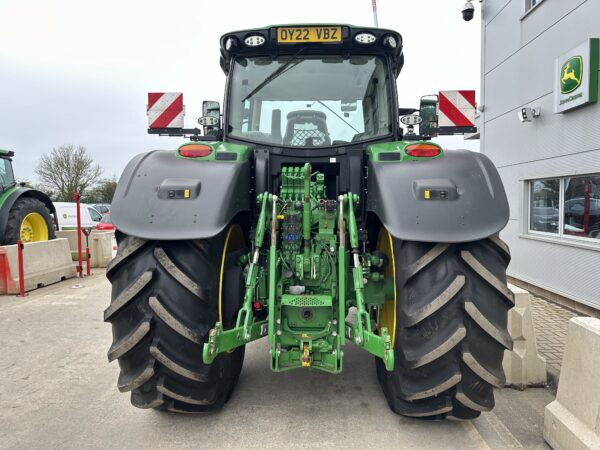 John Deere 6215R - Image 4
